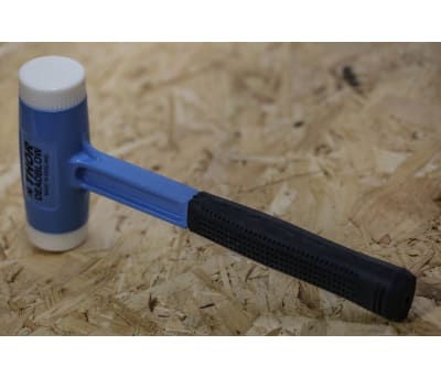 Product image for RS PRO Nylon Mallet 1.2kg With Replaceable Face