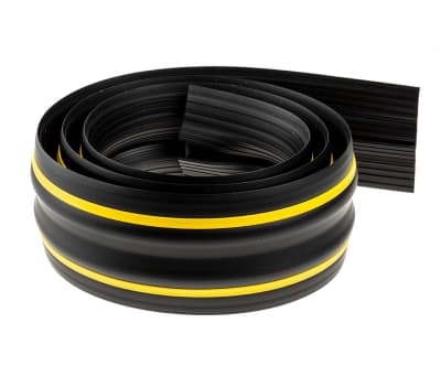 Product image for Medium Duty Black & Yellow Floor Cable C