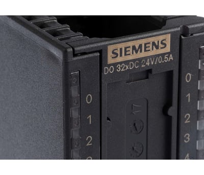 Product image for Siemens PLC I/O Module for use with S7-300 Series 125 x 40 x 120 mm Digital 20.4 → 28.8 V dc