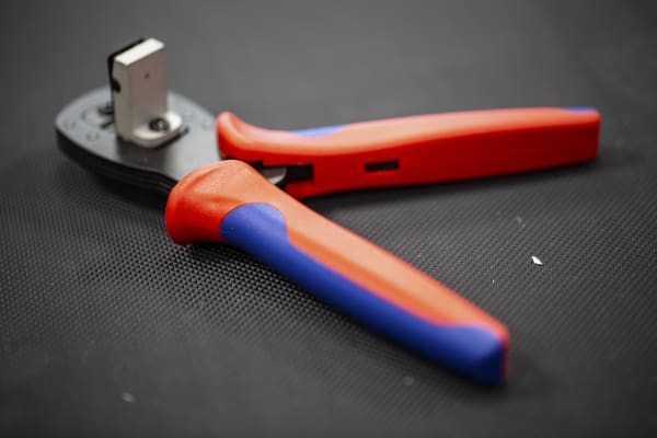 Product image for CRIMP PLIERS FOR MICRO-FIT