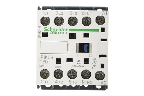 Product image for 3 pole contactor,4kW,6A,24Vdc,1NO