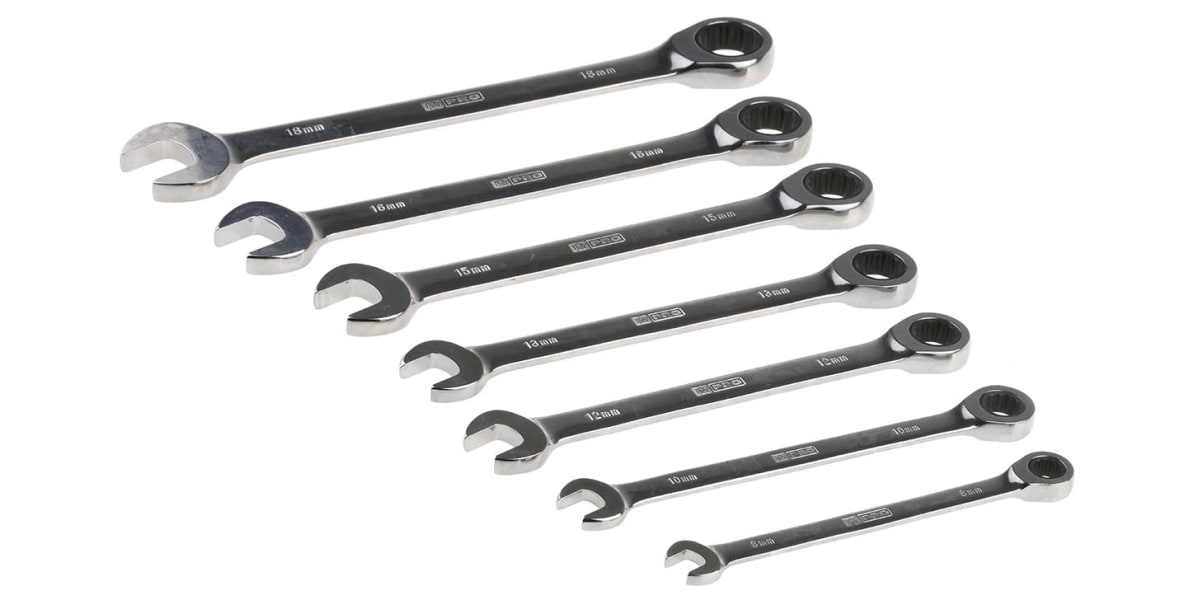 Product image for 7 piece ratcheting gear spanner set