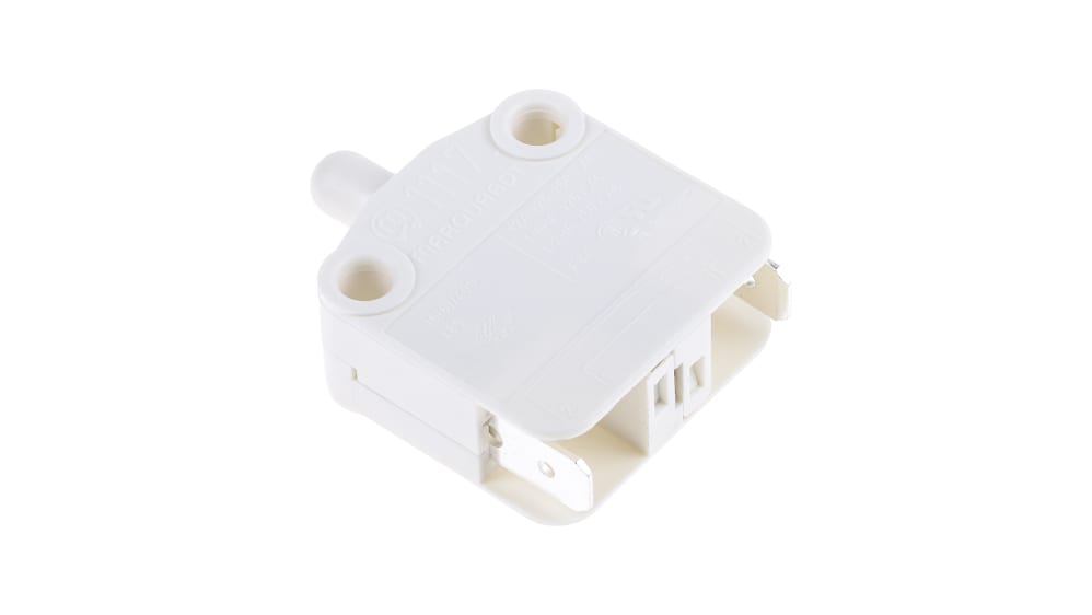 MK H11D06-T6 | MKH11D06-T6 | PIZZATO STANDARD MICROSWITCH WITH PLUNGER ACTUATOR 1 C/O CONTACT & 0.250" FASTON TERMINALS. WIDE TE - 12