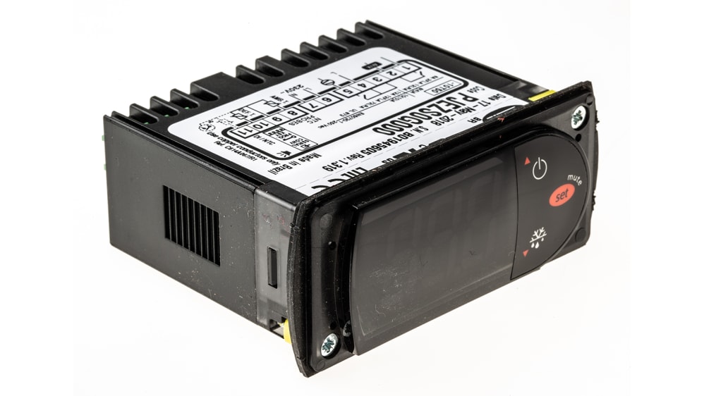 Carel PJ Easy On/Off Temperature Controller, 81 x 36mm, 230 V ac Supply  Voltage