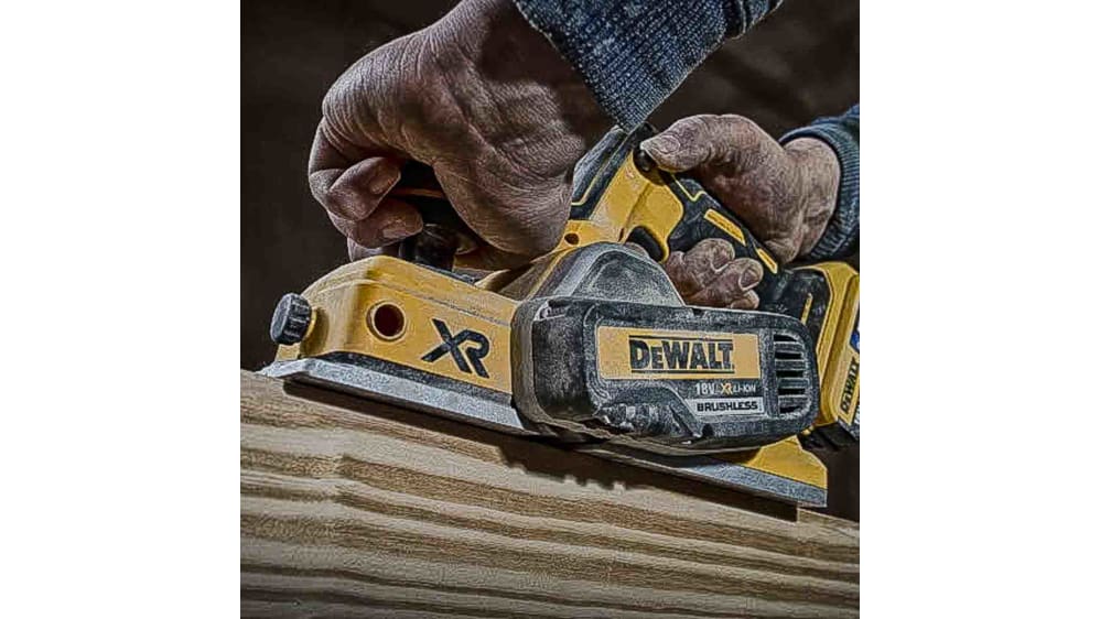 fremstille videnskabsmand gaben DCP580N-XJ | DeWALT Ledningsfri høvl, XR Li-Ion 18V, Længde: 370mm,  15000o/min | RS