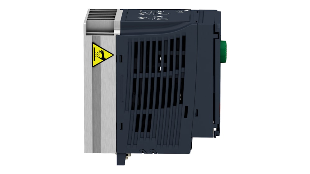 ATV320U07M3C | Schneider Electric 可変速ドライブ 0.75 kW 3相 240 V