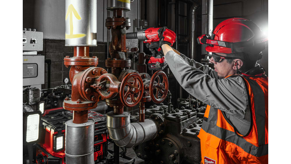 M18ONEFHIWF34-502X | Milwaukee 3/4 in 18V, 5Ah Cordless Impact 