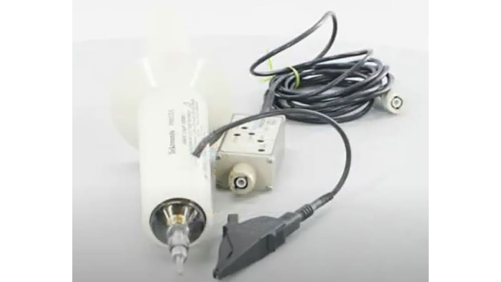 Tektronix製 P6015A 1000:1 高電圧プローブ