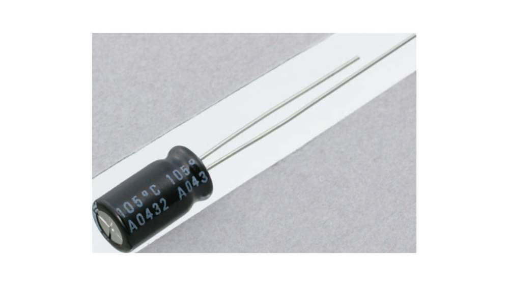 UHE0J222MPD | ニチコン 2200μF,6.3V dc コンデンサ, スルーホール ±20