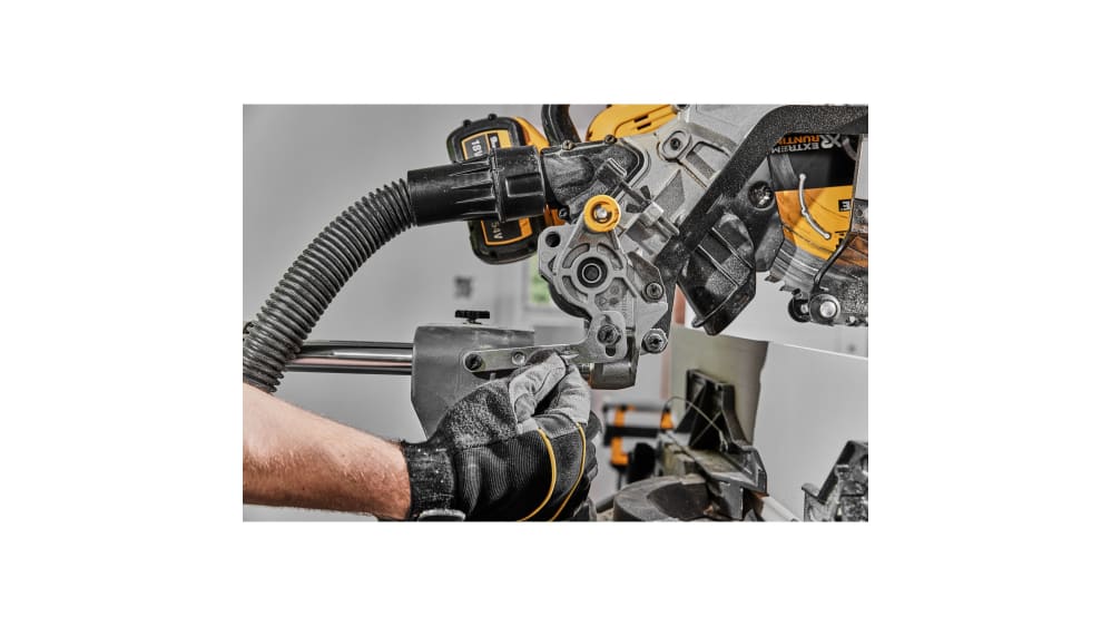 DCS781N-XJ | DeWALT DCS781 305 mm 3800rpm | RS