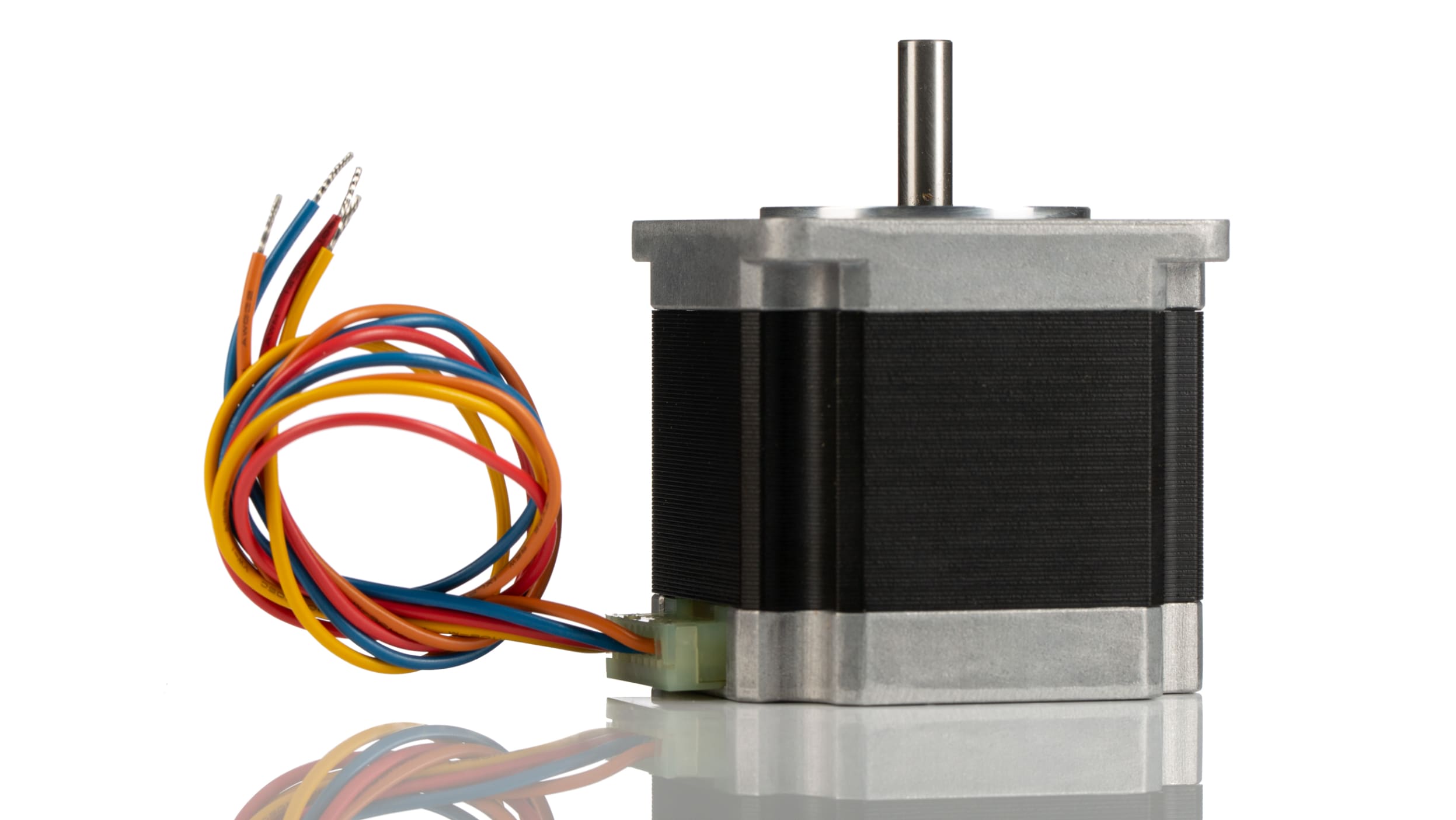 103H7123 5640 Sanyo Denki 103H7 Series Hybrid Single Shaft Stepper Motor 1.0Nm Torque 24 V 1.8 56 x 56mm Frame 6.35mm Shaft RS