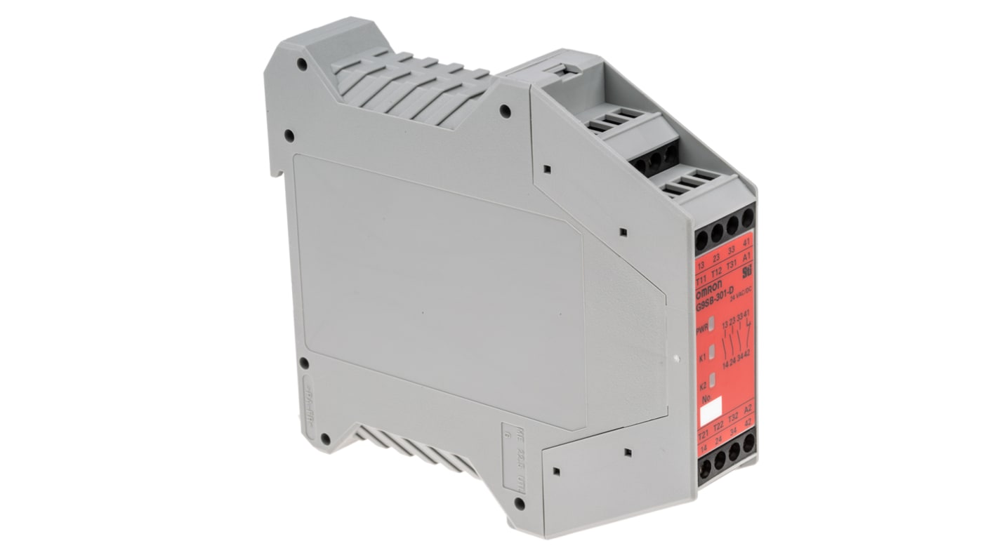 Omron Dual-Channel Emergency Stop Safety Relay, 24V ac/dc, 3 Safety Contacts