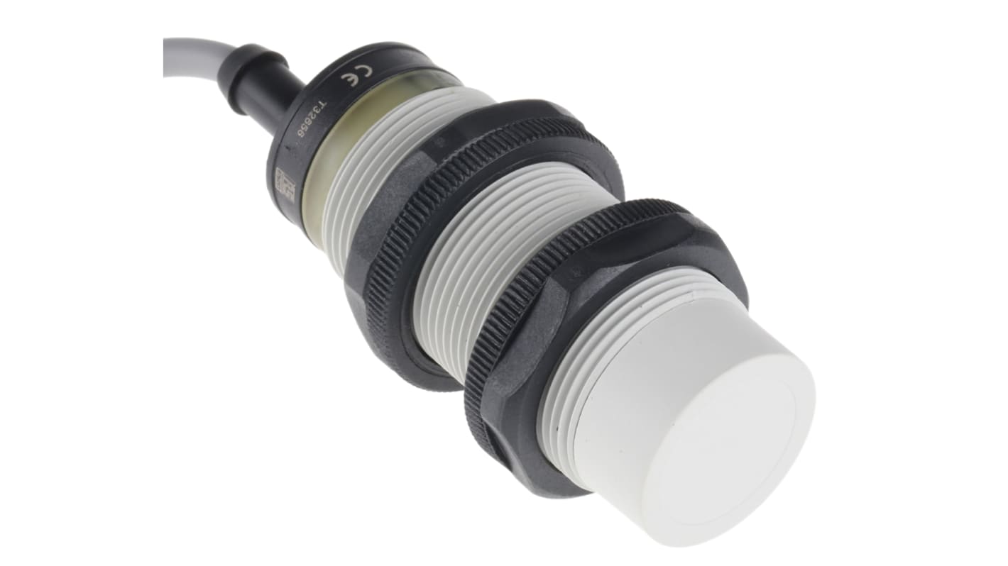 RS PRO Capacitive Barrel-Style Proximity Sensor, M30 x 1.5, 15 mm Detection, PNP Output, 10 → 30 V dc, IP67