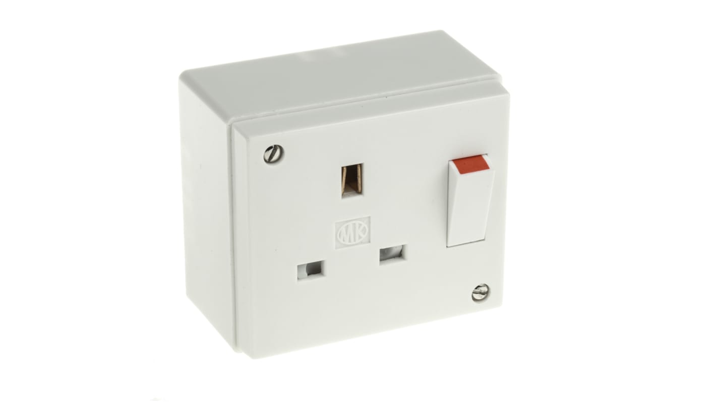 MK Electric White 1 Gang Plug Socket, 2 Poles, 13A, Type G - British, Indoor Use