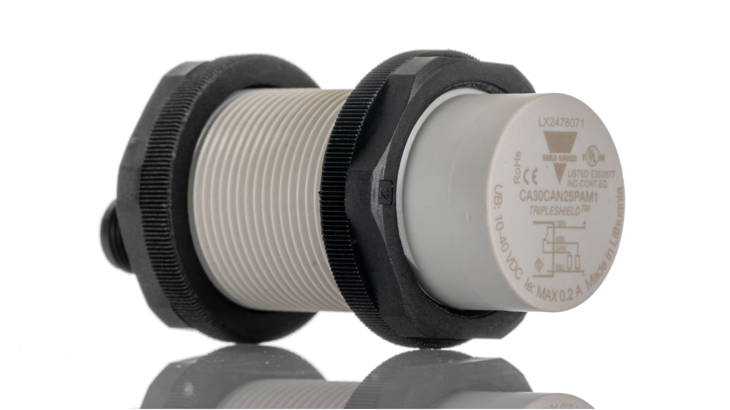 Sensor de proximidad Carlo Gavazzi, M30 x 1.5, alcance 25 mm, salida PNP, 10→ 40 V., IP67, IP69K