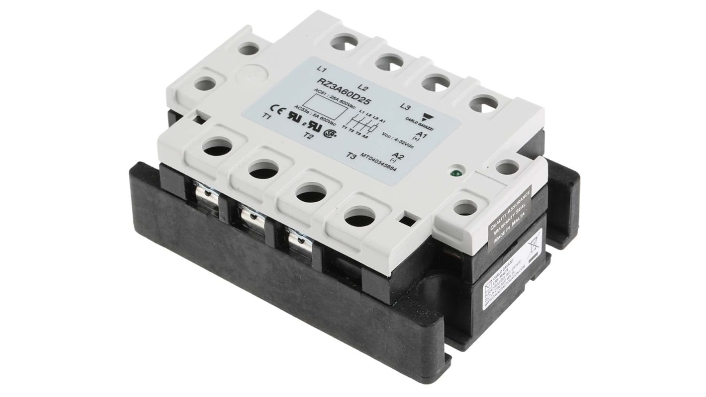 Carlo Gavazzi Szilárdtestrelé, 25 A rms, Nulla kereszt, Panelre szerelhető