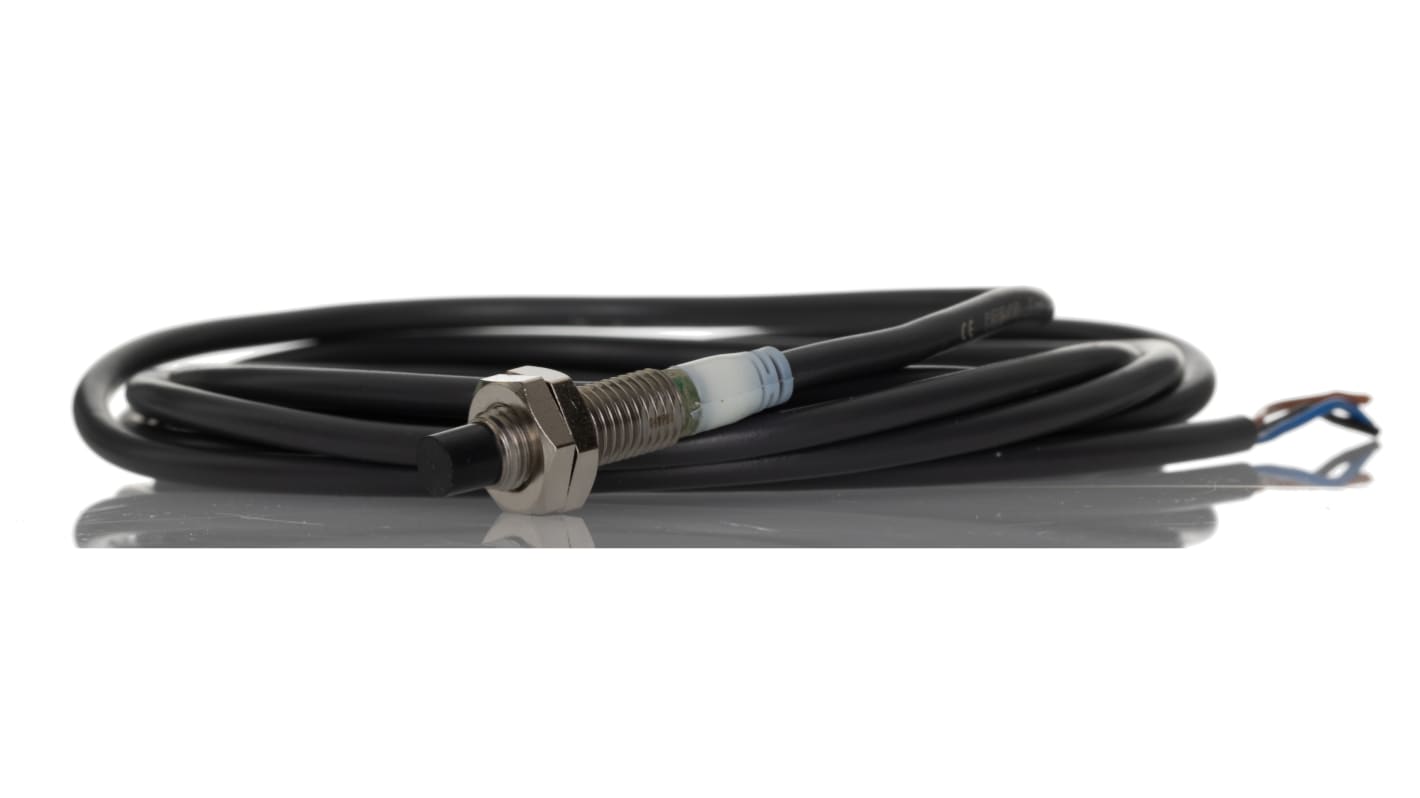 Omron Inductive Barrel-Style Proximity Sensor, M8 x 1, 4 mm Detection, PNP Output, 12 → 24 V dc, IP67