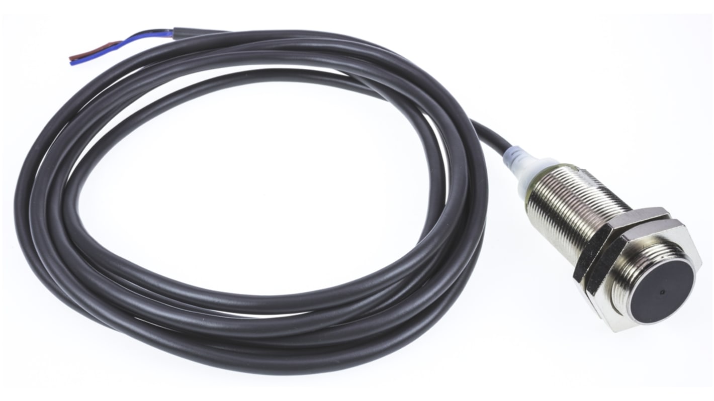 Omron Inductive Barrel-Style Proximity Sensor, M18 x 1, 8 mm Detection, NPN Output, 12 → 24 V dc, IP67