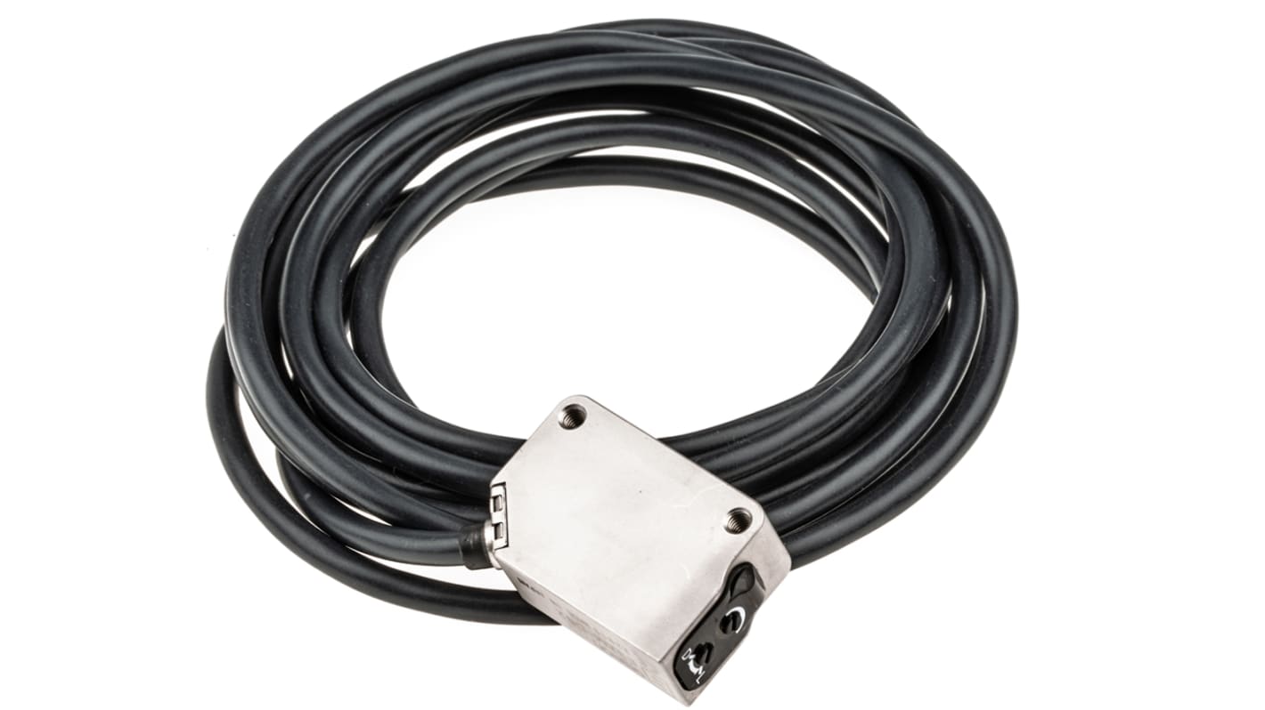 Fotocélula rectangular Omron, Sistema Difuso, alcance 1 m, salida PNP, Cable de 3 hilos de 2 m., IP69K