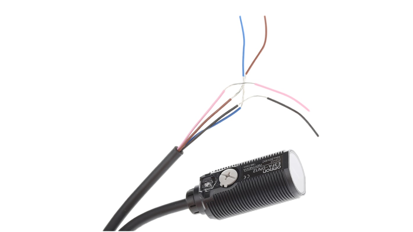 Omron Diffuse Photoelectric Sensor, Barrel Sensor, 300 mm Detection Range