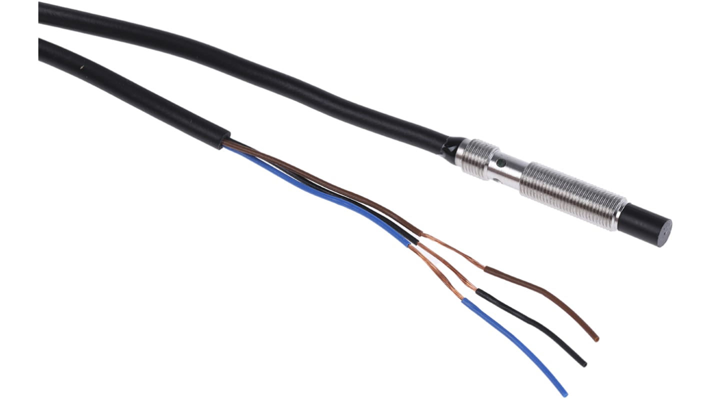 Omron E2E Series Inductive Barrel-Style Proximity Sensor, M5 x 0.5, 3 mm Detection, PNP Output, 10 → 30 V dc,