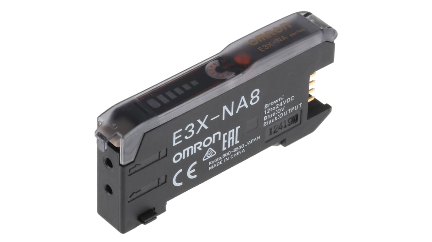 Sensor de fibra óptica Omron con luz LED, salida PNP, 840 mW, 12 → 24 V dc, IP50