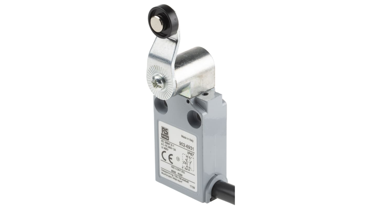RS PRO Roller Lever Limit Switch, NO/NC, IP67, DPST, Die Cast Zinc Housing, 240V ac Max, 5A Max