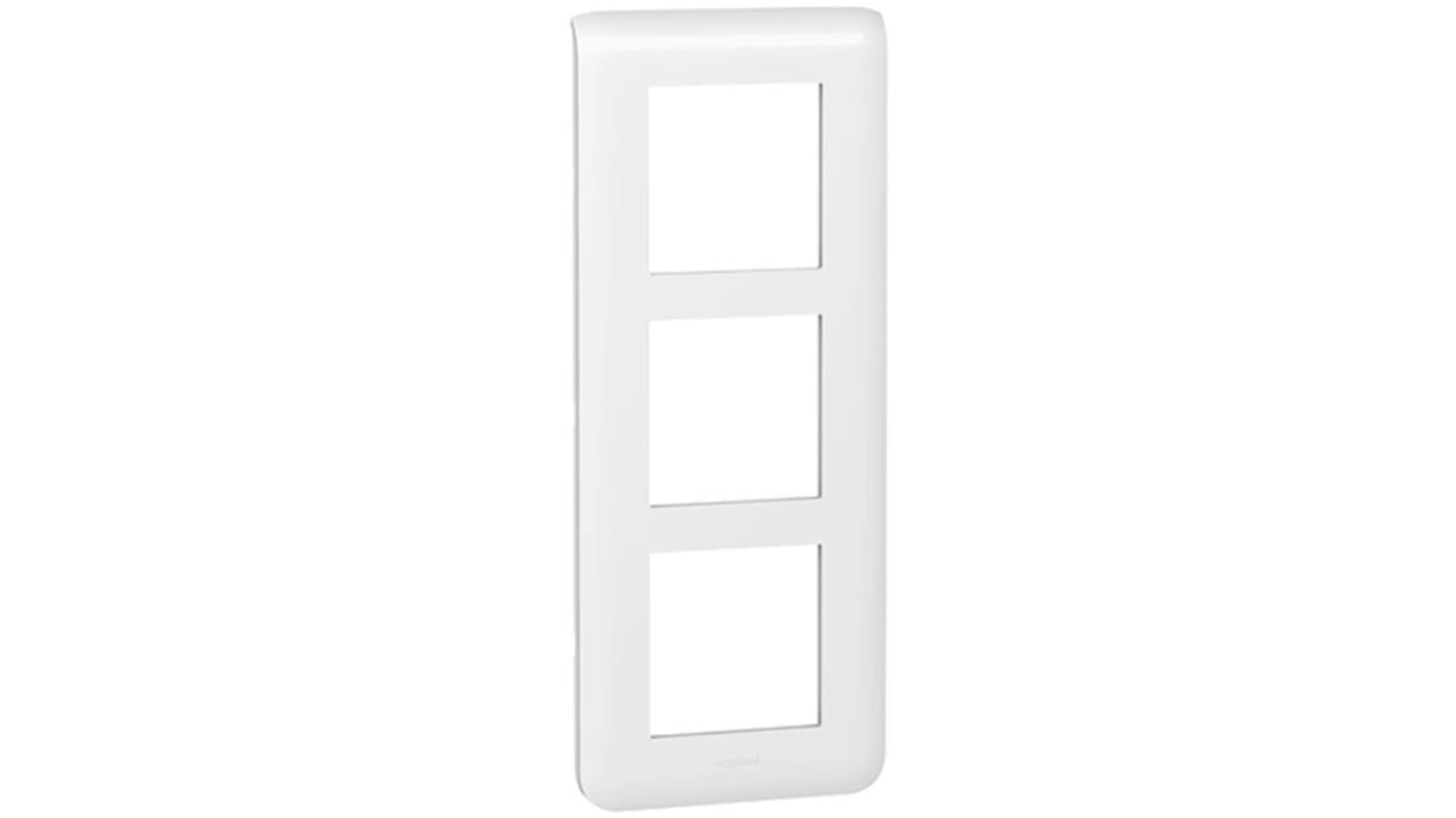 Legrand White 3 Gang Faceplate