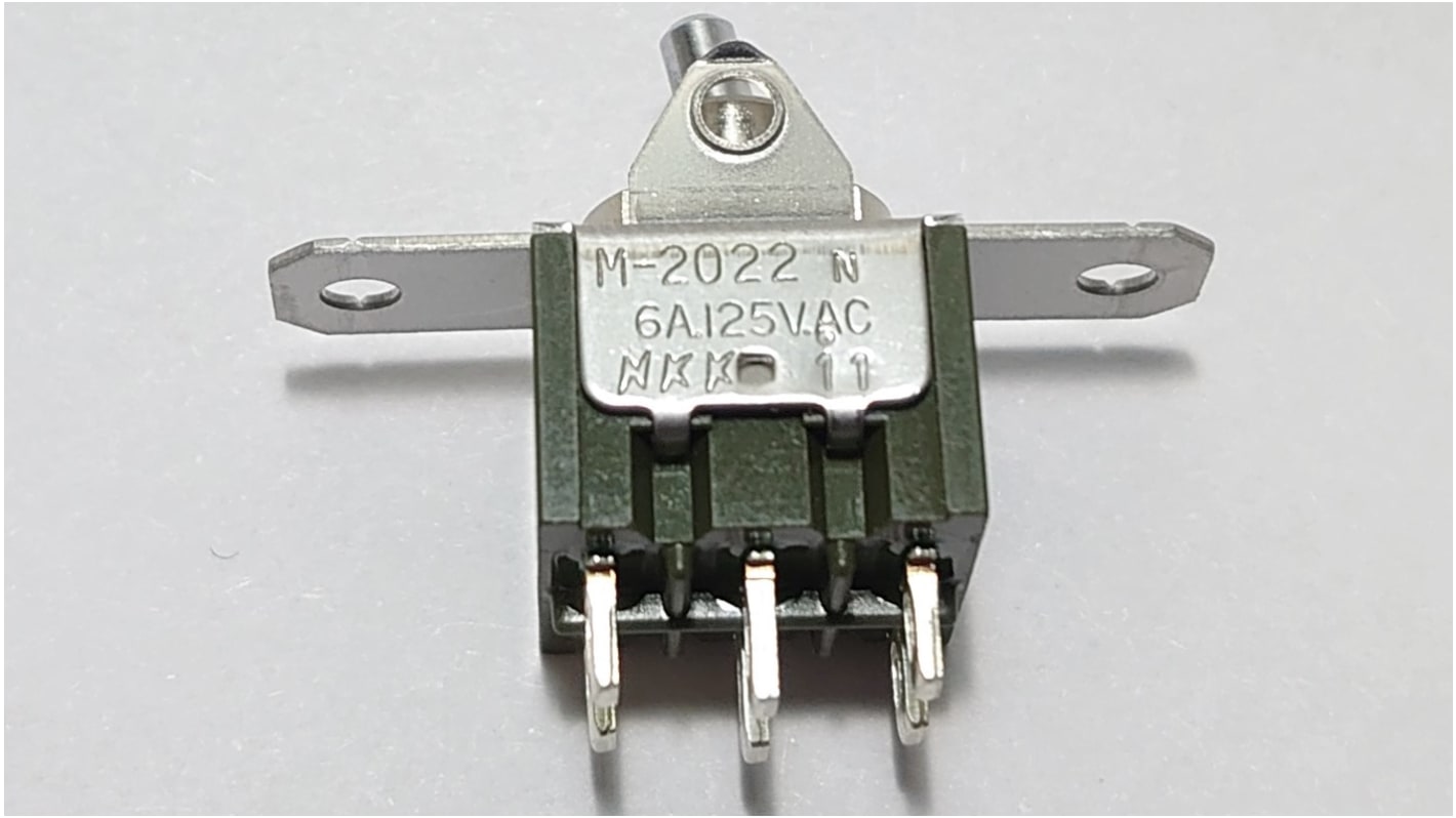 NKK Switches Tafelmontage Wippschalter 2-poliger Umschalter Ein-Ein, 6 A 29.5mm x 6.9mm, IP 67