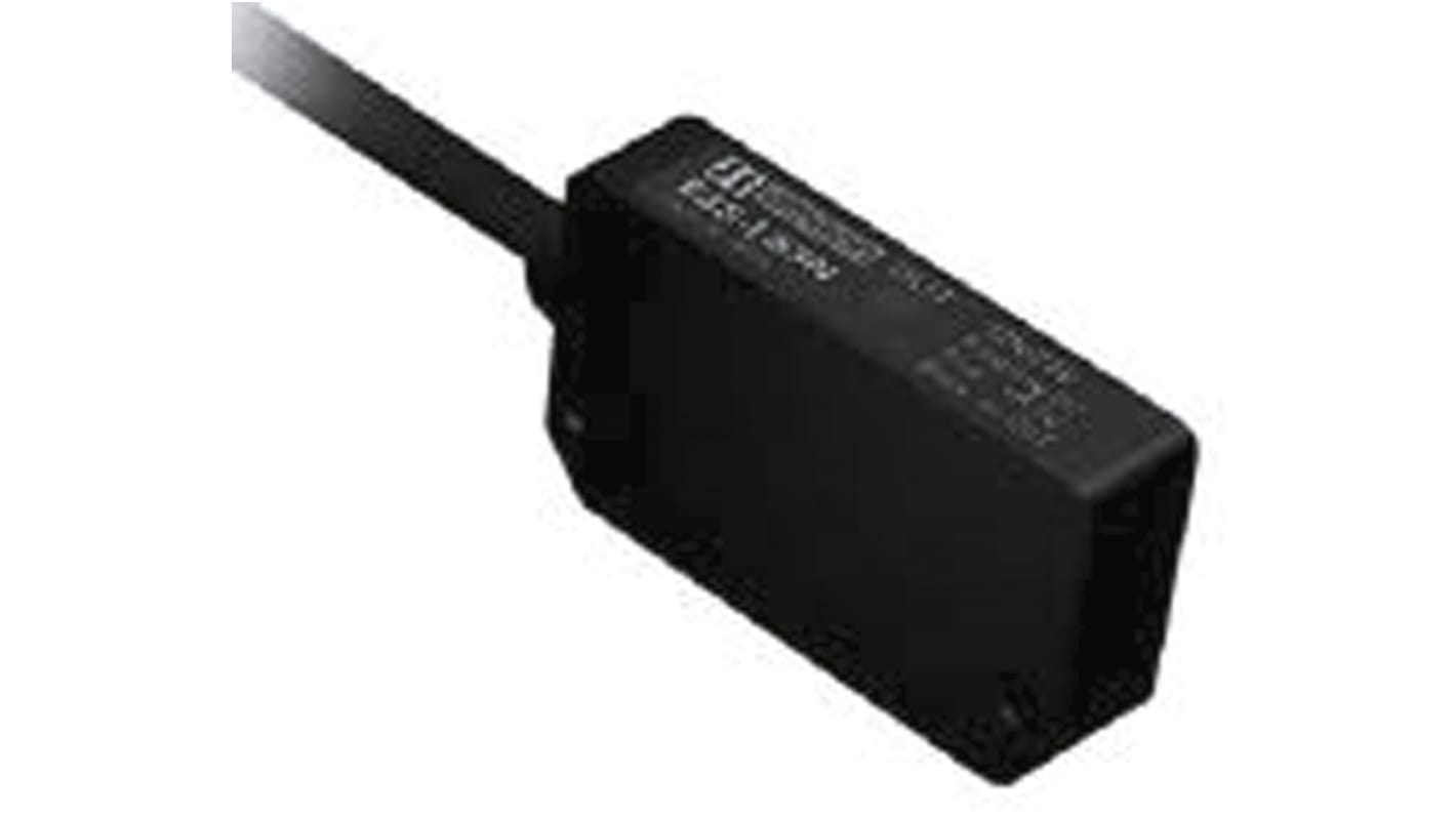 Omron Diffuse Photoelectric Sensor, Block Sensor, 20 mm → 35 mm Detection Range