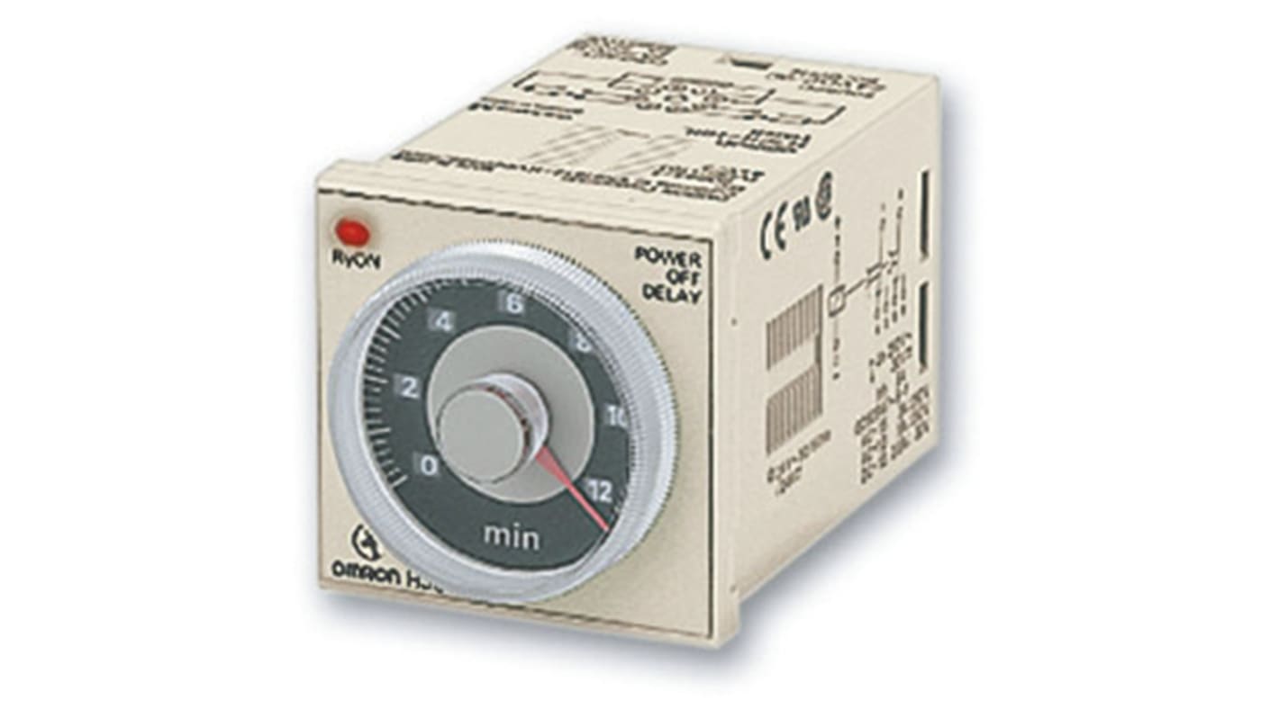 Timer Relay Omron, intervallo 0.05 s → 30h, 2 poli, DPDT, Montaggio su guida DIN, a pannello