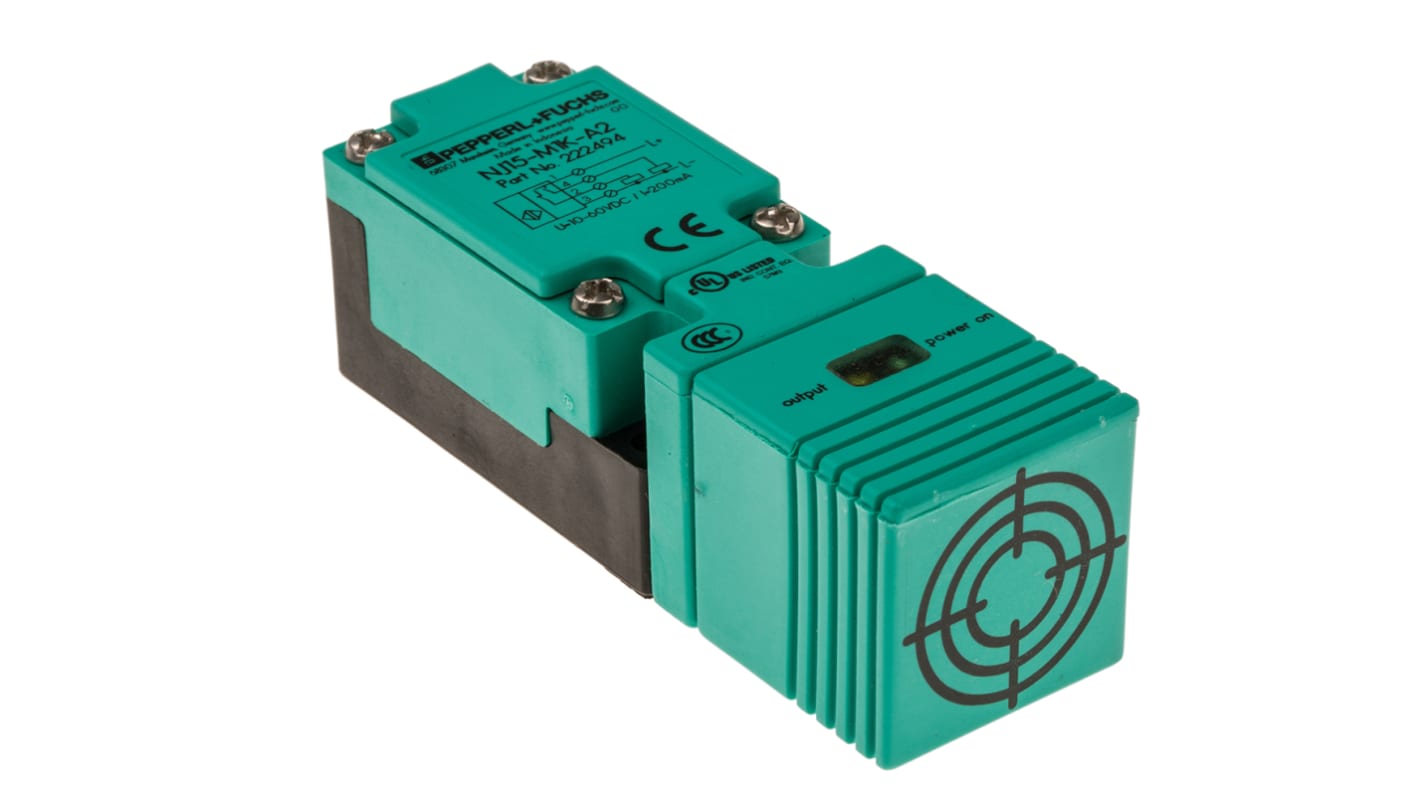 Pepperl + Fuchs Näherungssensor Induktiv, Kubisch 15 mm PNP 10 → 60 V dc / 200 mA, IP67