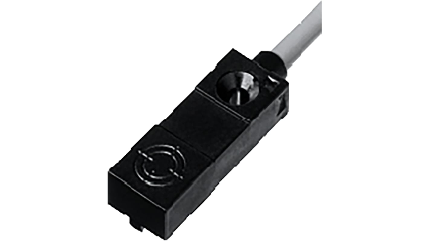 Sensor de proximidad Pepperl + Fuchs, alcance 2 mm, salida PNP, 4.75 → 30 V dc, IP67, 1kHz