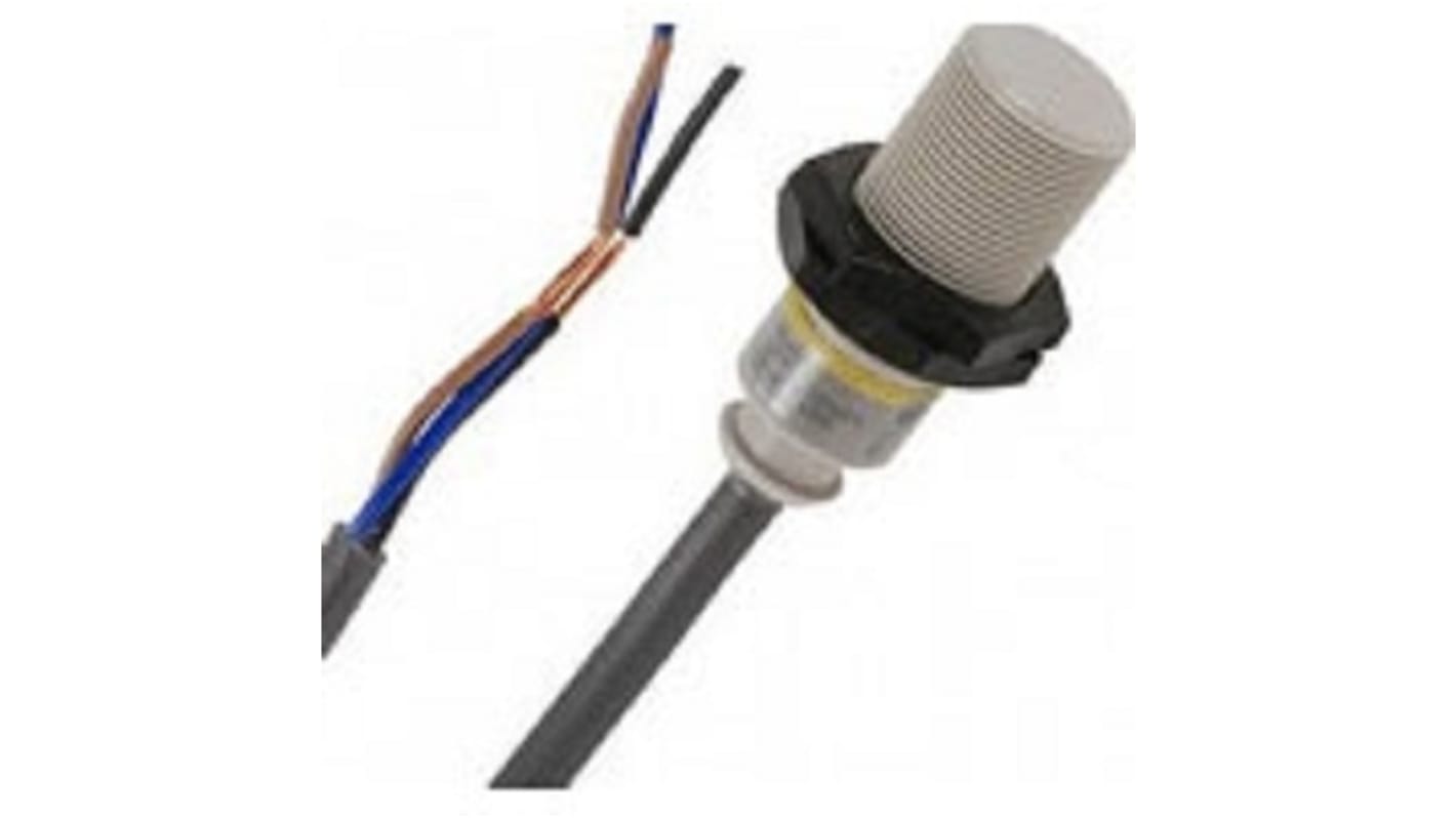 Sensor inductivo Omron, M18 x 1, alcance 5 mm, salida NO, 12 → 24 V., IP68