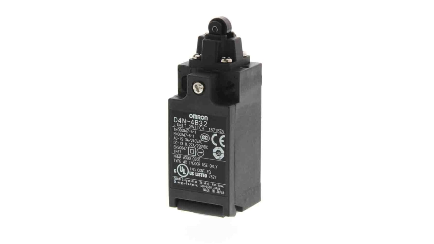 Omron Roller Plunger Limit Switch, 2NC, IP67, DPST, Metal Housing, 240V ac Max, 10A Max