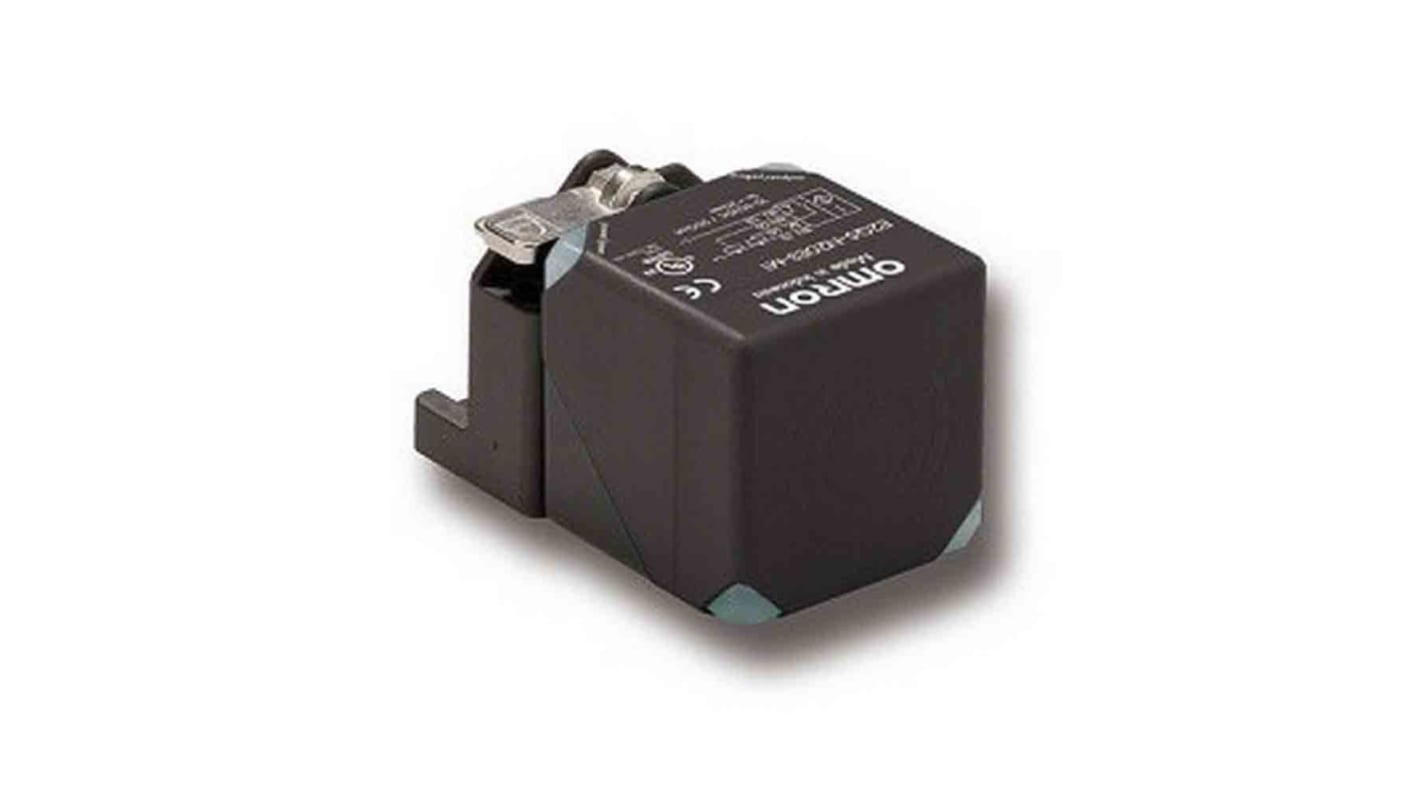 Omron Inductive Block-Style Proximity Sensor, 40 mm Detection, PNP Output, IP67, IP69K