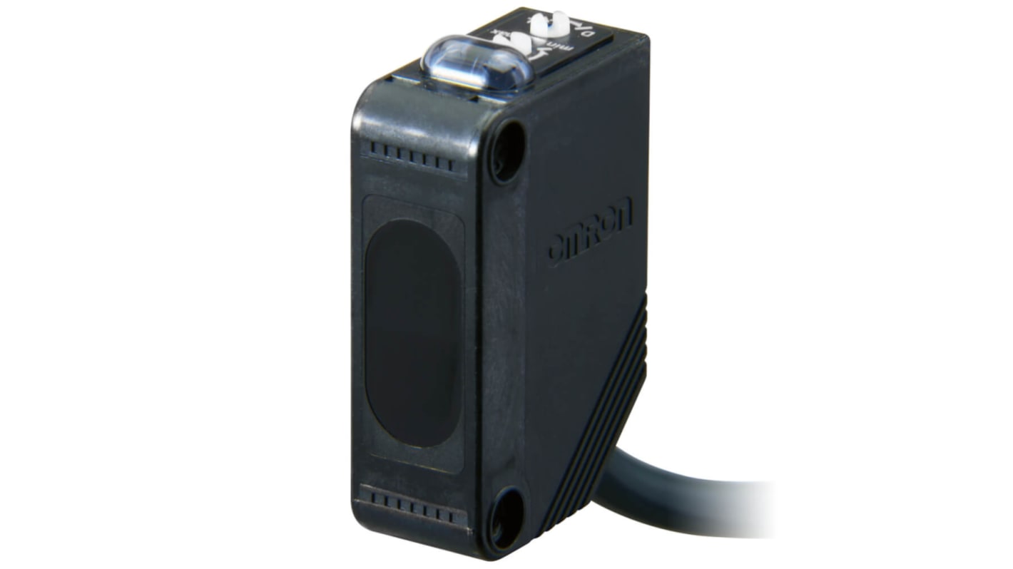 Omron Diffuse Photoelectric Sensor, Compact Sensor, 1 m Detection Range