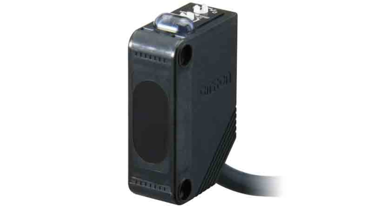 Omron Diffuse Photoelectric Sensor, Block Sensor, 1 m Detection Range