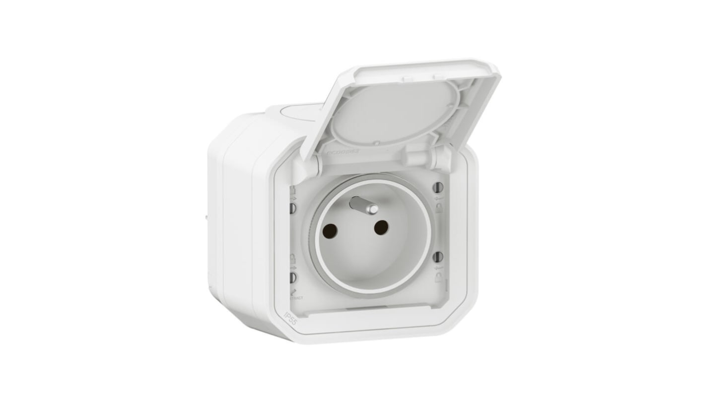 069781L Legrand Black Plug Socket, 2 Poles, NF Socket RS