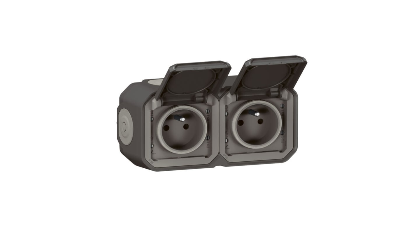 070064 Legrand Plug Socket, NF Socket RS