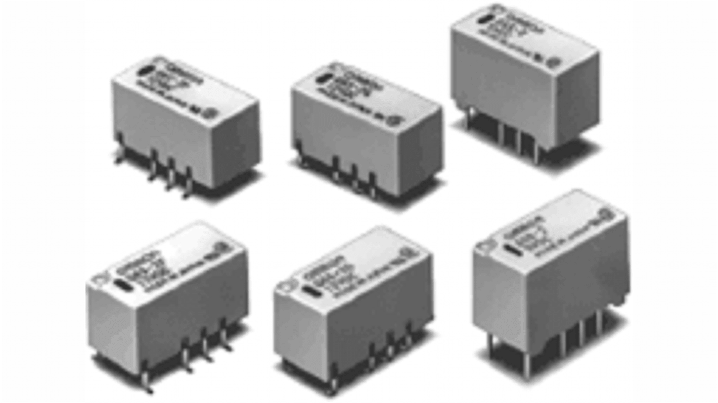 Relé de enclavamiento Omron, DPDT, 5V dc, 2 A dc, 2 A ac, montaje en PCB