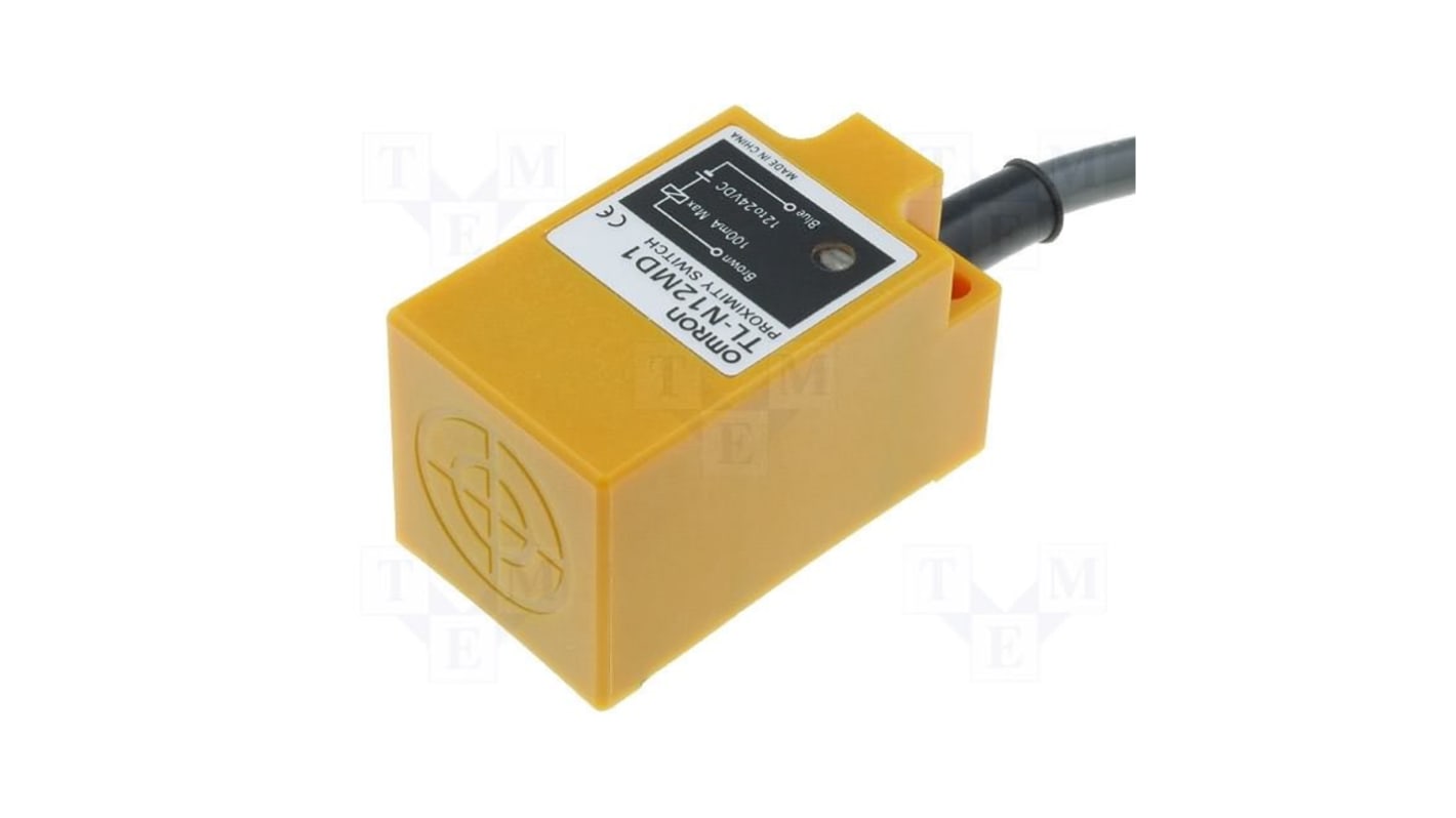 Sensor de proximidad Omron, alcance 12 mm, salida NPN PNP, 12 → 24 V dc, IP67