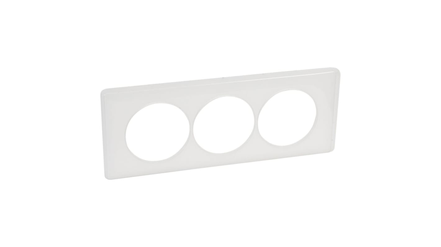 Legrand White 3 Gang Plastic Gang Plate