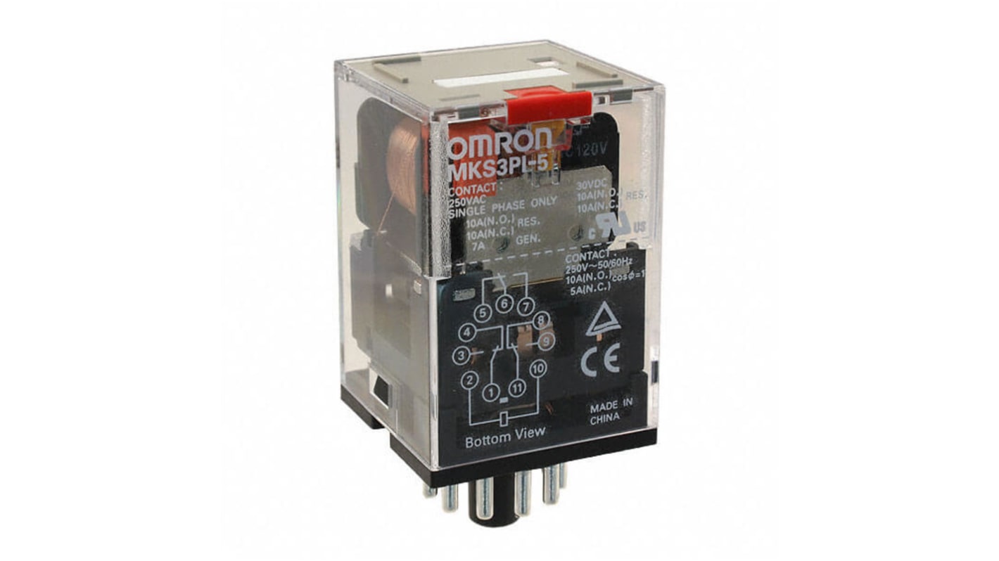 Omron Plug In Latching Power Relay, 110V ac Coil, 10A Switching Current, 3PDT