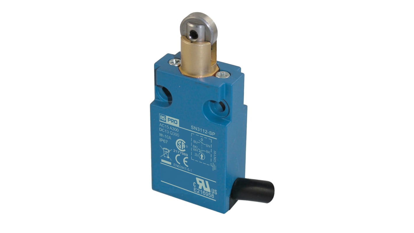 RS PRO Roller Limit Switch, 1NC/1NO, IP67, SPDT, Zinc Alloy Housing, 240V ac ac Max, 3A Max