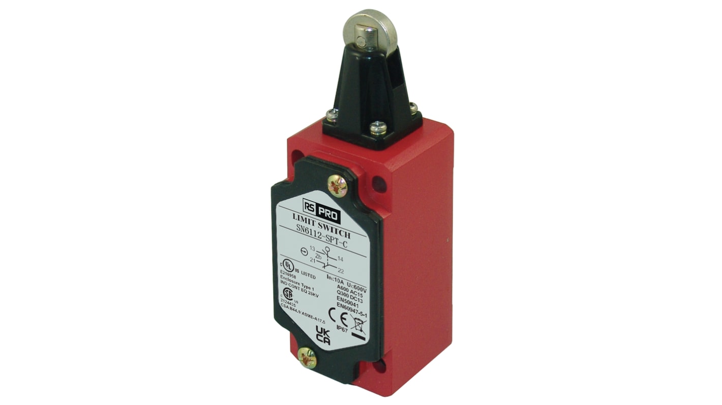 RS PRO Roller Plunger Limit Switch, 2NO/2NC, IP67, SPDT, Die Cast Zinc Housing, 600V ac ac Max, 10A Max