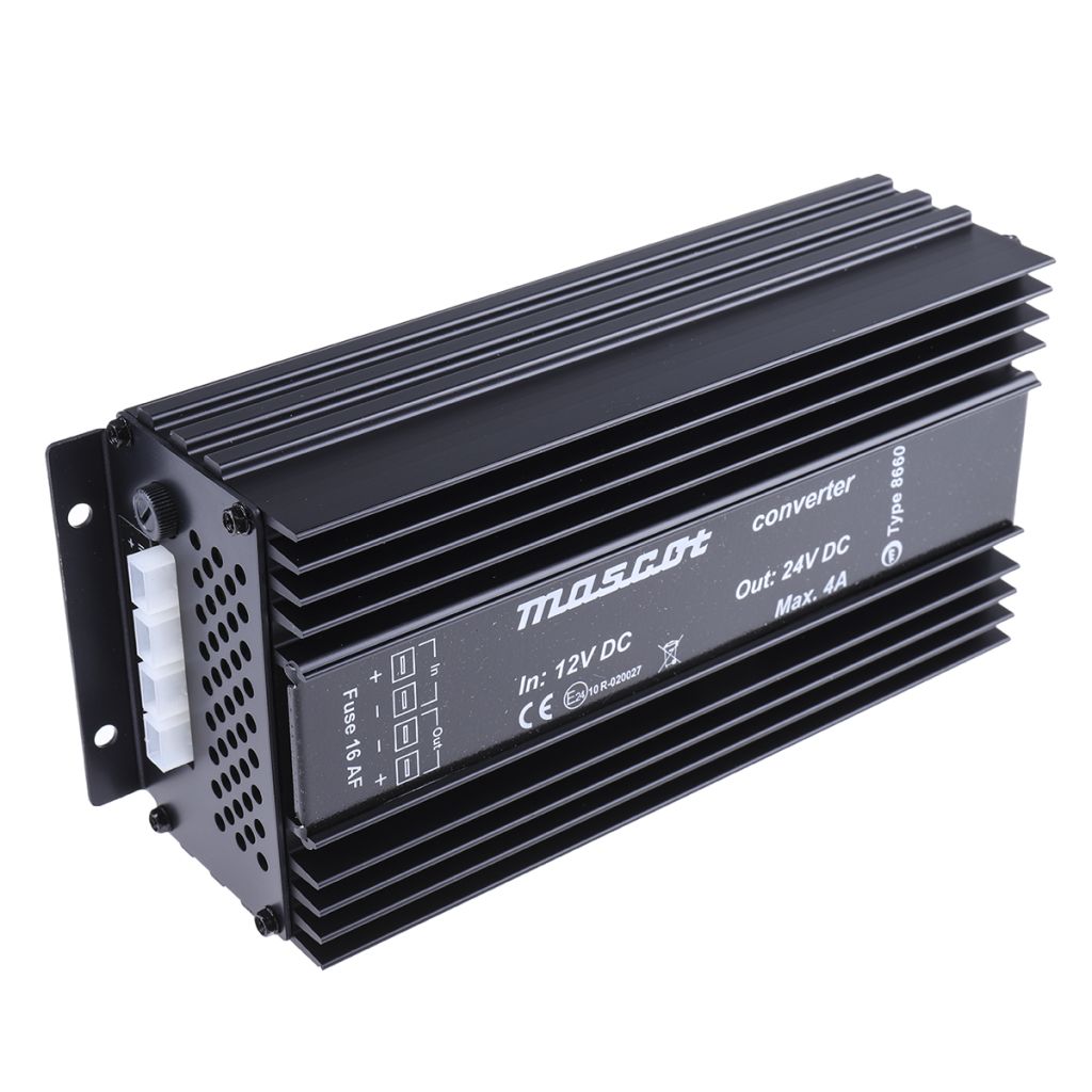 Adaptateur 24V 15- vers 12V 13-pôles ISO12098 > ISO11446 - PAT Europe