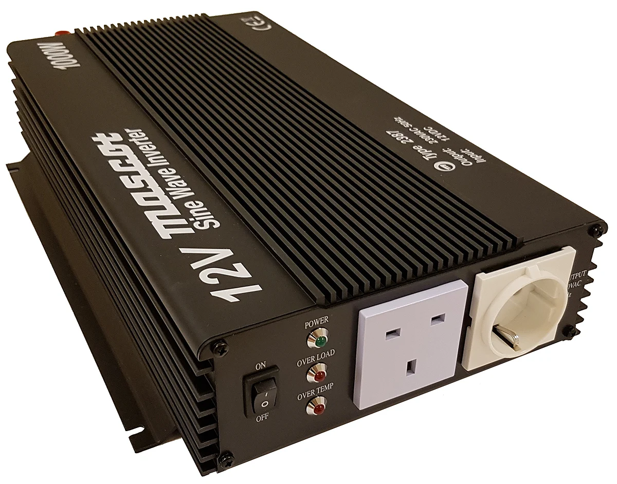 Product image for 1000W DC-AC Car Power Inverter, 10 → 15V dc / 230V ac