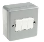 Product image for 10A SWITCH 3 GANG 2 WAY METALCLAD