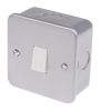 Product image for METALCLAD 2 WAY SINGLE SWITCH 6A